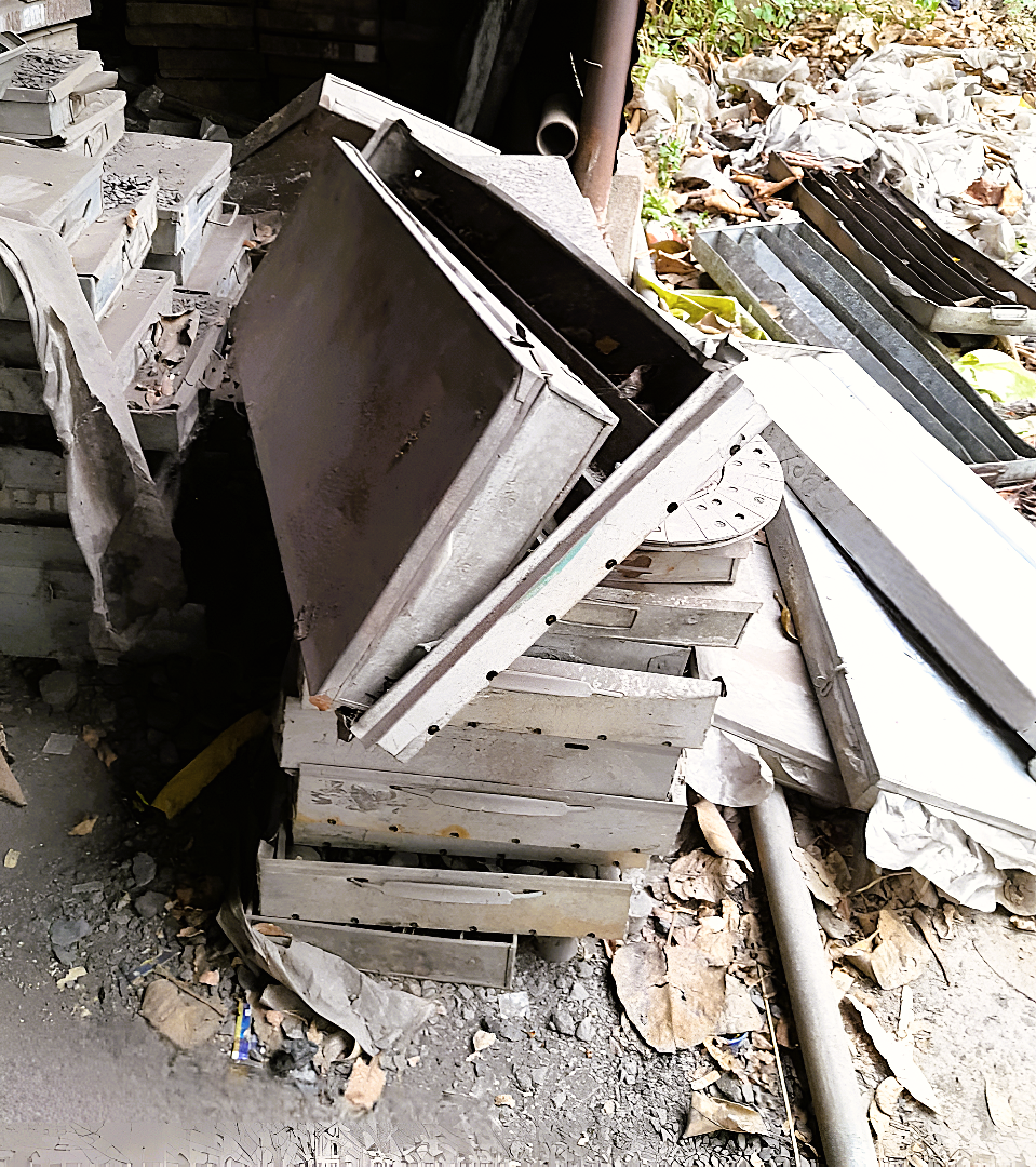 Rusts and breaks easily